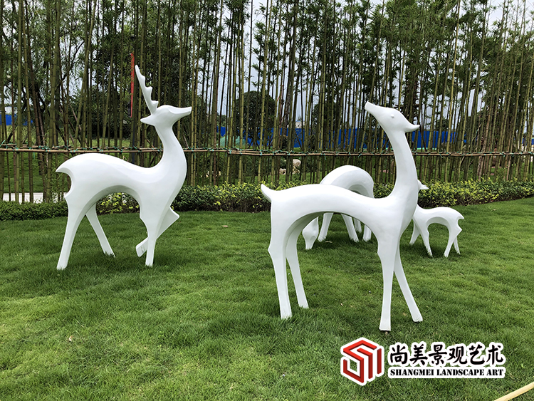 玻璃钢雕塑——小鹿